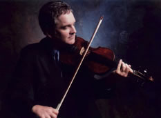 Glen Duncan on Fiddle